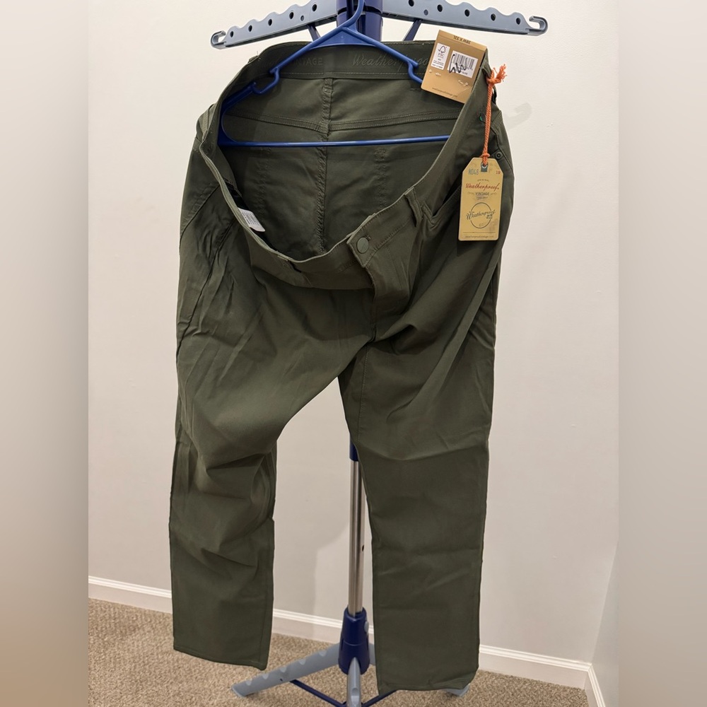 Weatherproof Vintage Momentum 5 Pocket pants green color size 38W x 32L.